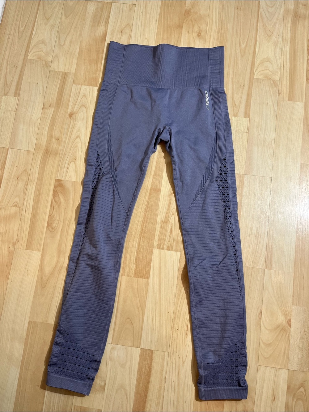 Gymshark Energy Seamless Leggings in a soft lilac small